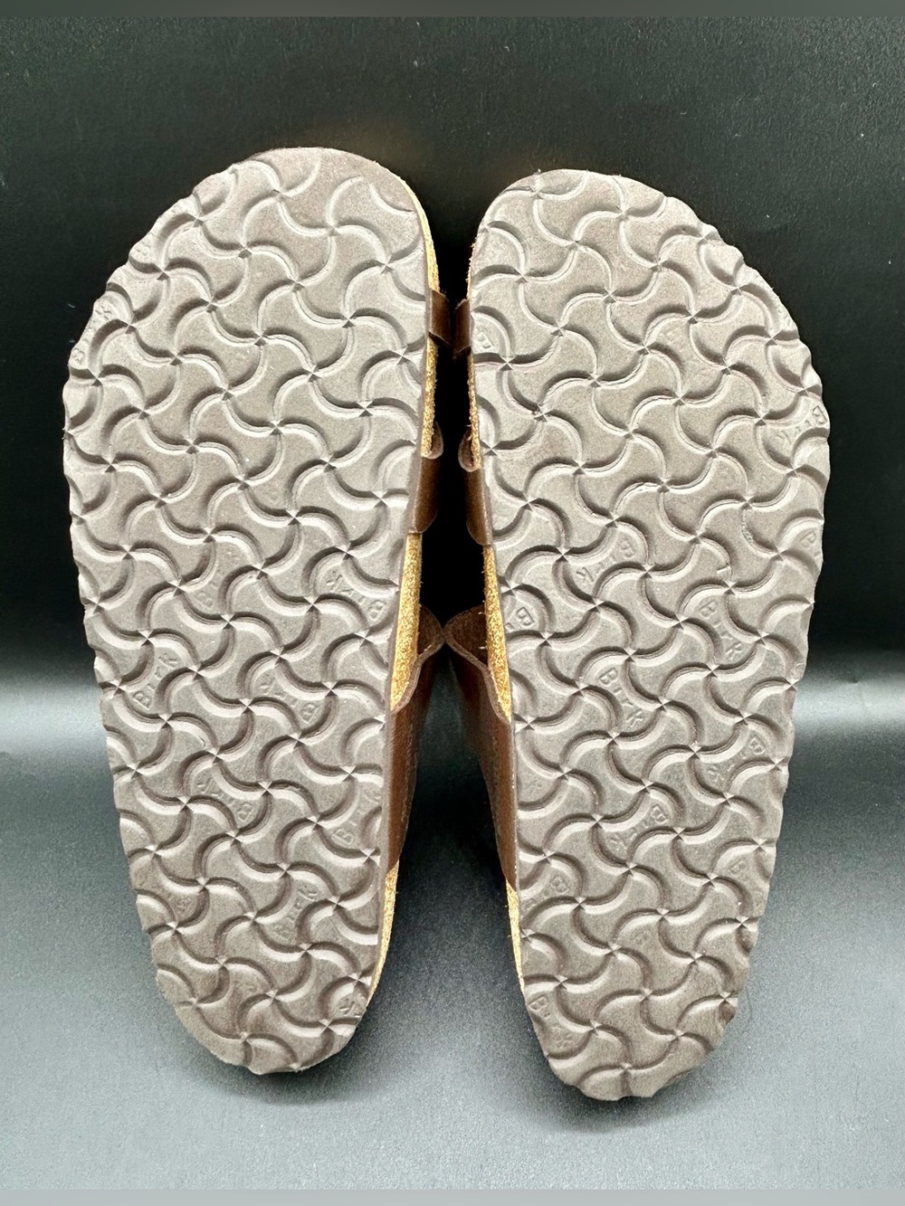 BIRKENSTOCK Mayari Toe-Loop Sandals. Metallic Taupe Finish. EU Size 41 - Picture 8 of 8